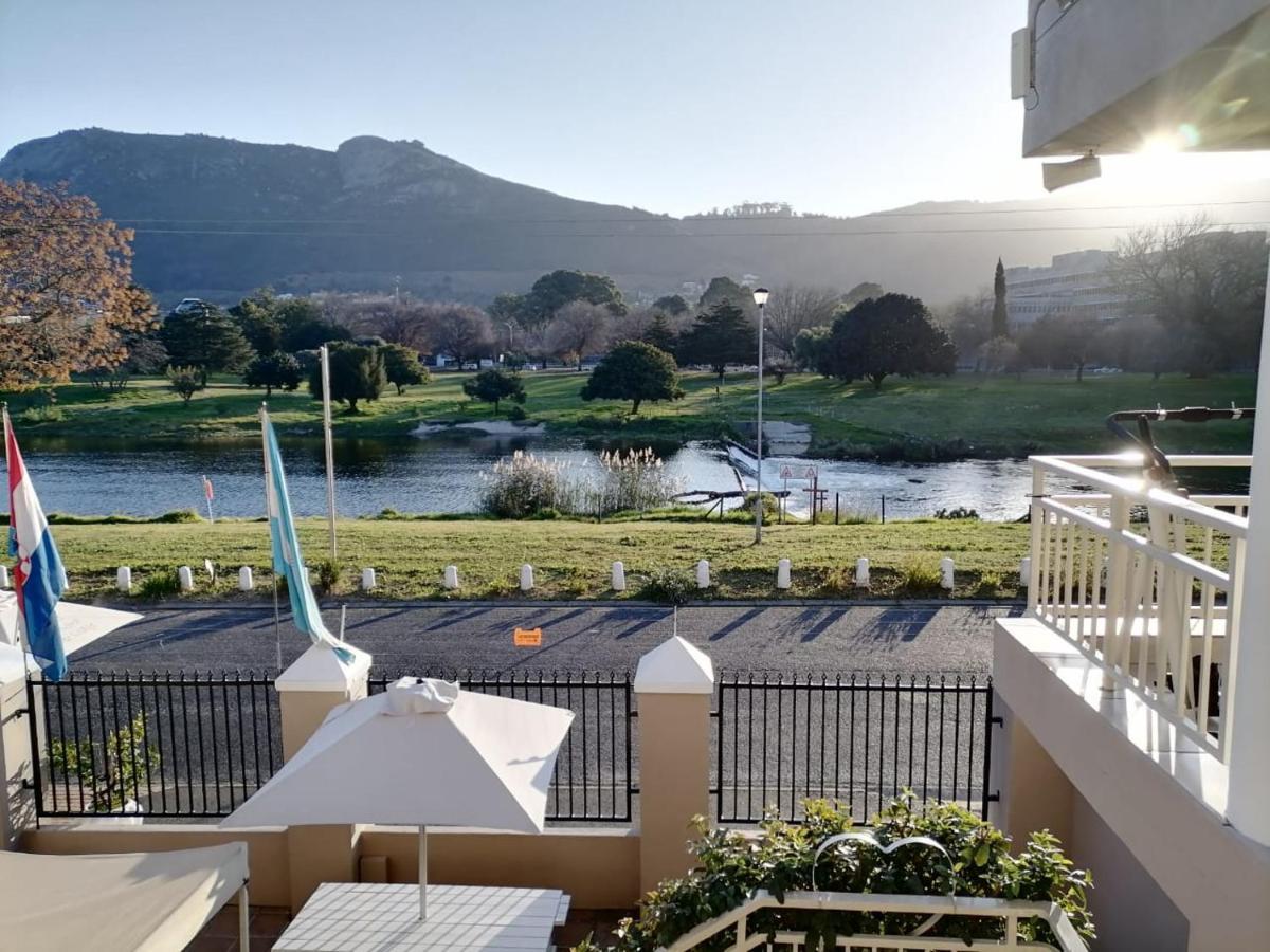 Sunset Boulevard Riverlodge Paarl Bagian luar foto